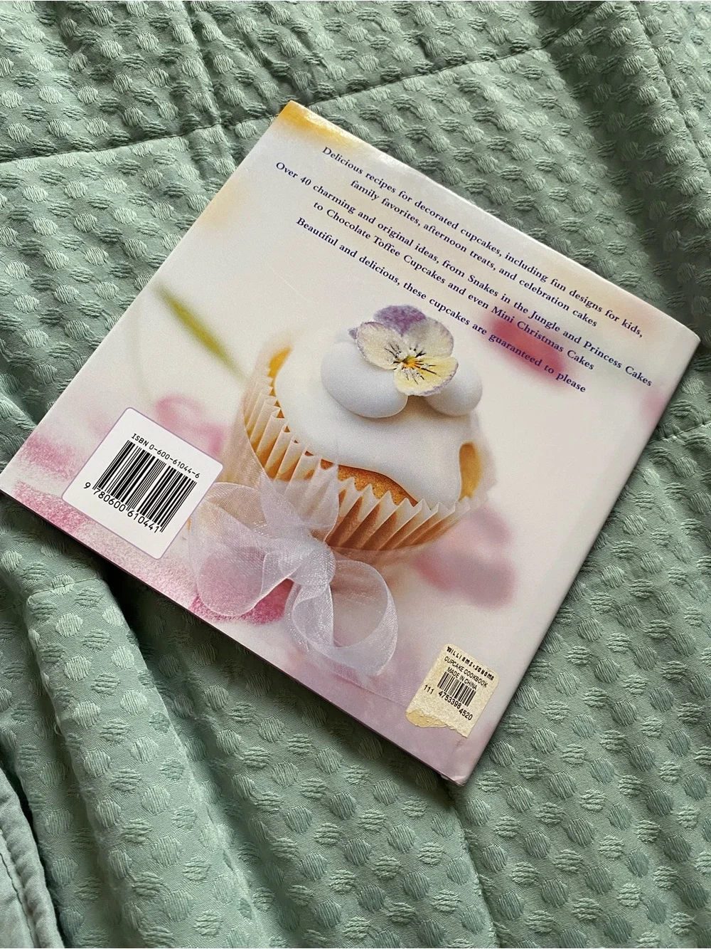🧁 Williams Sonoma Cupcakes Cookbook by Joanna Farrow